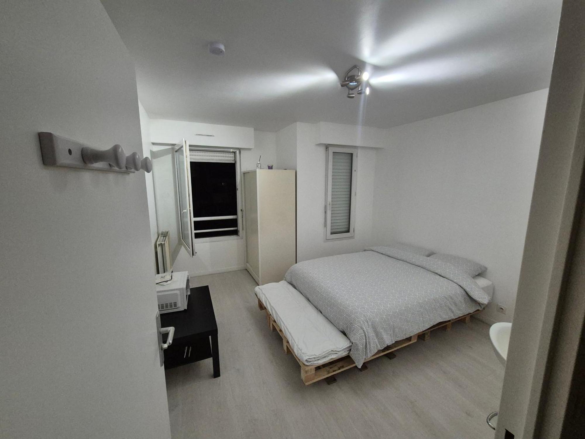 Studio A Suresnes Room photo